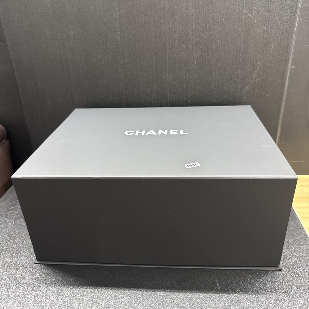 CHANEL Authentic Magnetic Black Box 15x 11.5 x 6  inch Empty Box (1688)